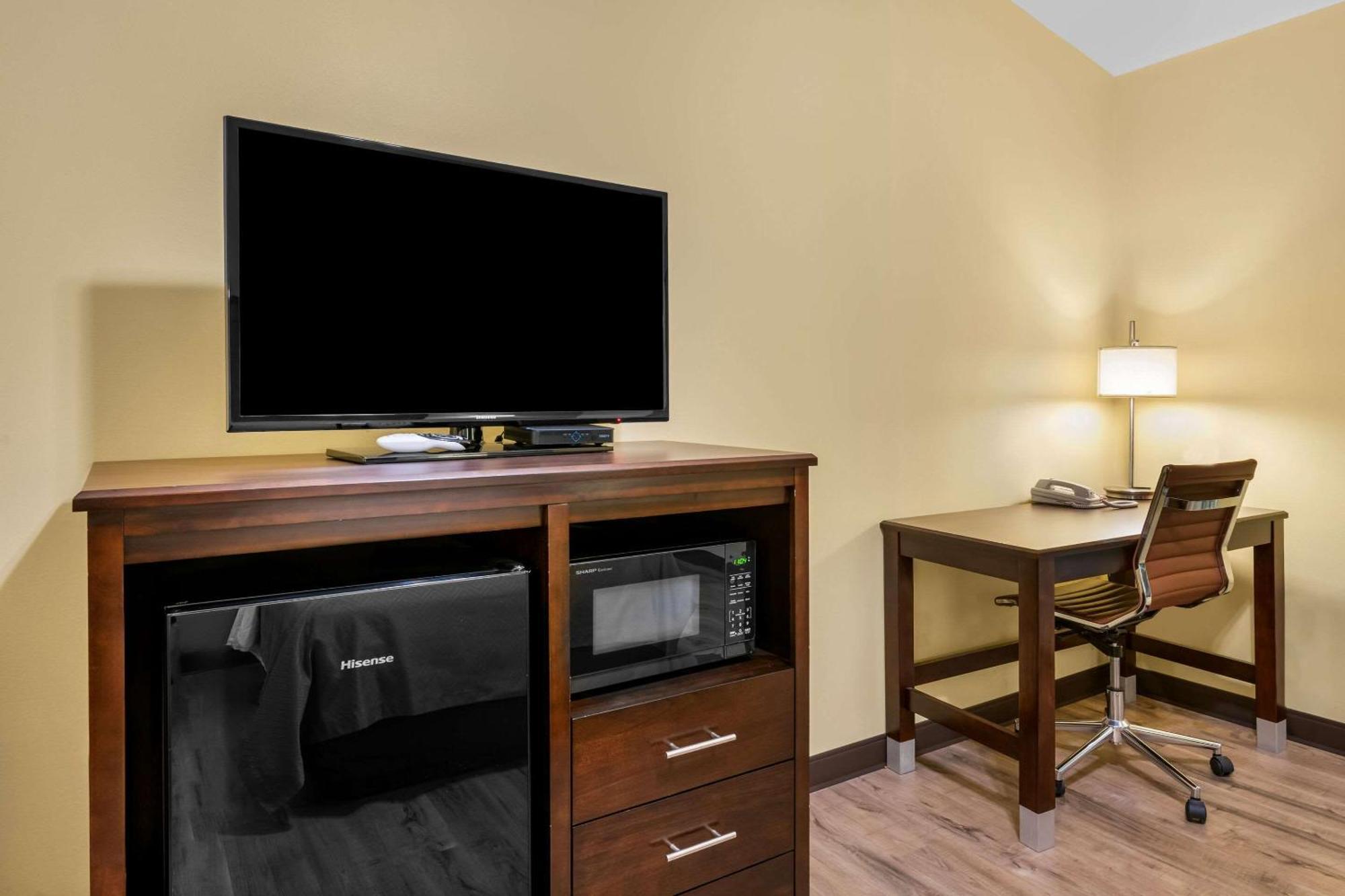 Econo Lodge Inn&Suites Eau Claire Extérieur photo