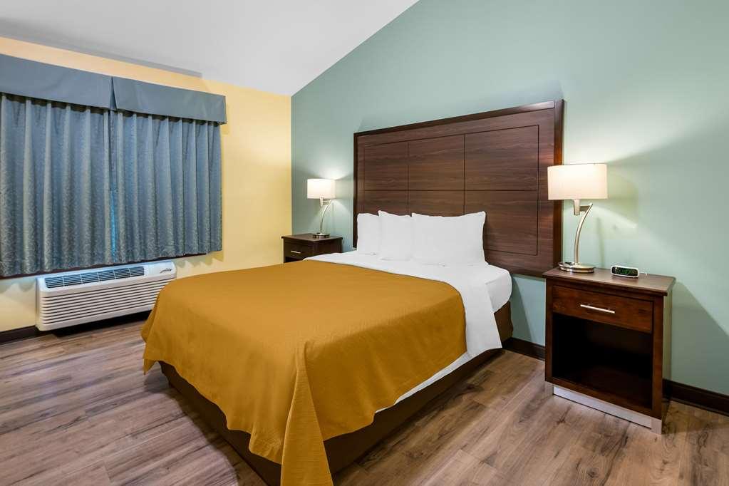 Econo Lodge Inn&Suites Eau Claire Chambre photo